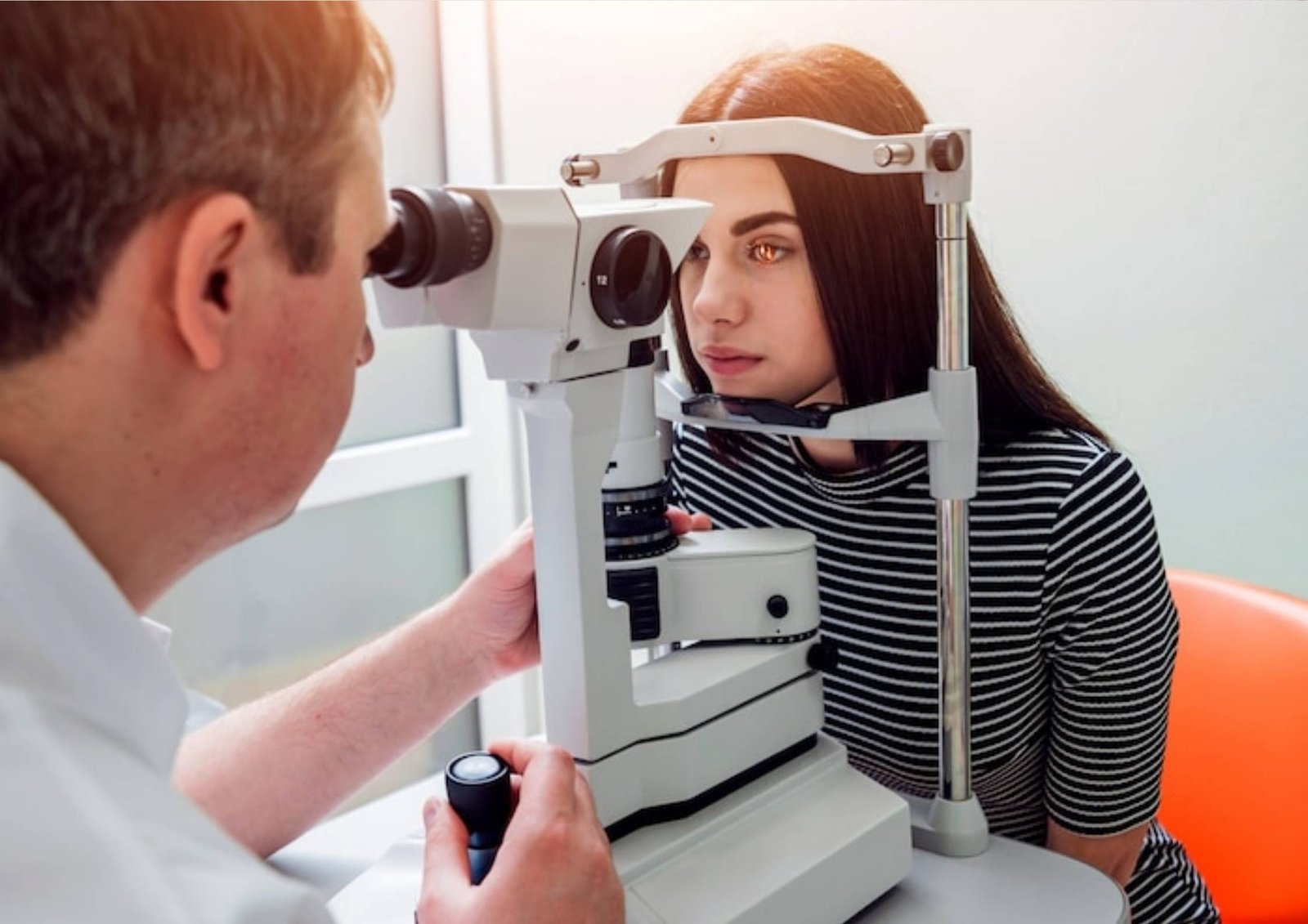 Ways to Care for your Contact Lenses and Eyes